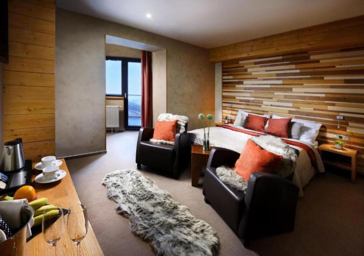 Noc Na Chopku, Rotunda Hotell Demänovská Dolina Eksteriør bilde